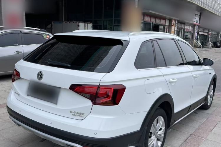 Used Volkswagen C-TREK 2018 230TSI DSG Comfort Model Exterior 4