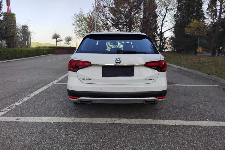 Used Volkswagen C-TREK 2018 1.5L Automatic Comfort Model Exterior 4