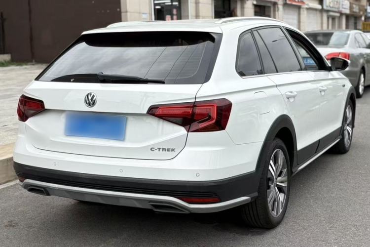 Used Volkswagen C-TREK 2018 1.5L Automatic Comfort Model Exterior 4