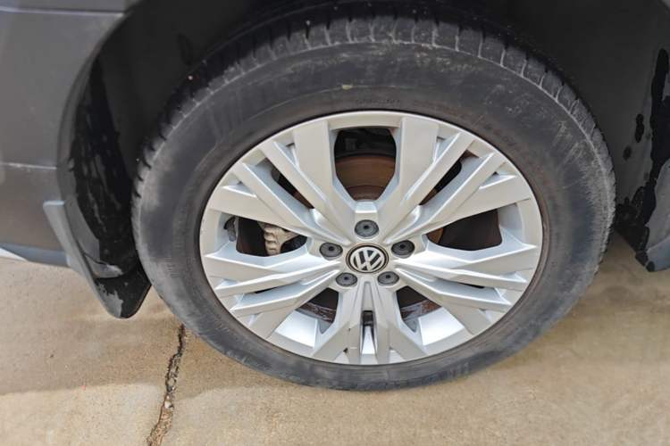 Used Volkswagen C-TREK 2018 1.5L Automatic Comfort Model Exterior 5