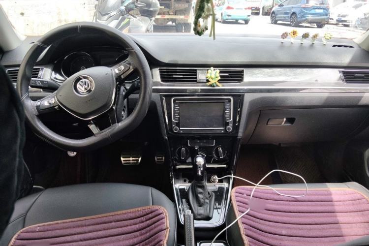 Used Volkswagen C-TREK 2018 230TSI DSG Comfort Model Exterior 8