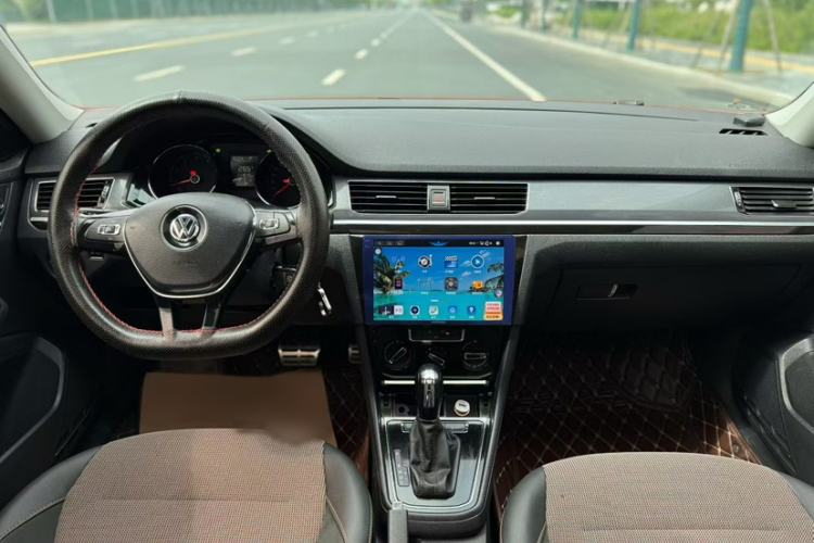 Used Volkswagen C-TREK 2018 1.5L Automatic Comfort Model Exterior 8