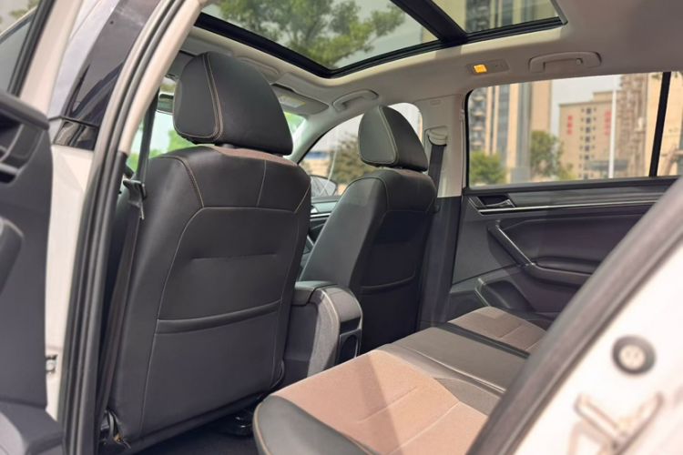 Used Volkswagen C-TREK 2018 1.5L Automatic Comfort Model Exterior 9