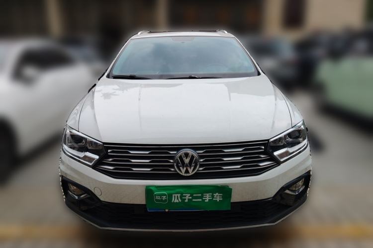 Used Volkswagen C-TREK 2018 230TSI DSG Luxury Version Front