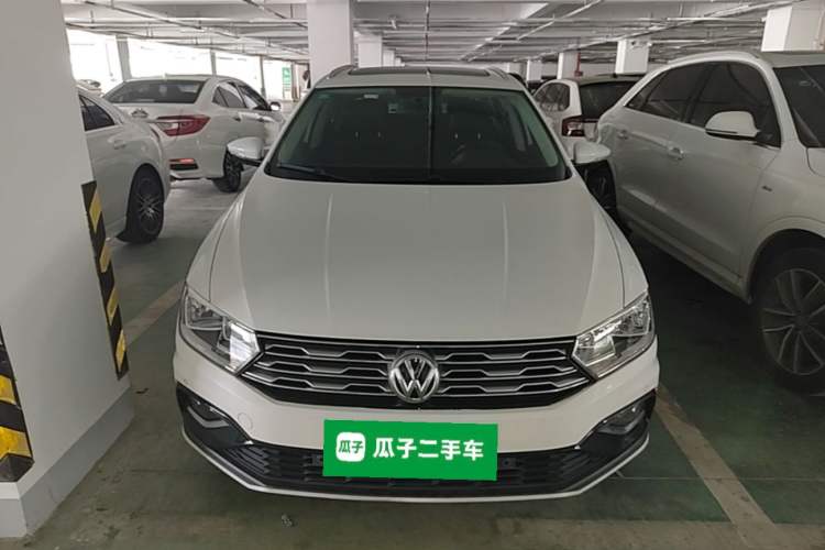 Used Volkswagen C-TREK 2018 230TSI DSG Luxury Version Front
