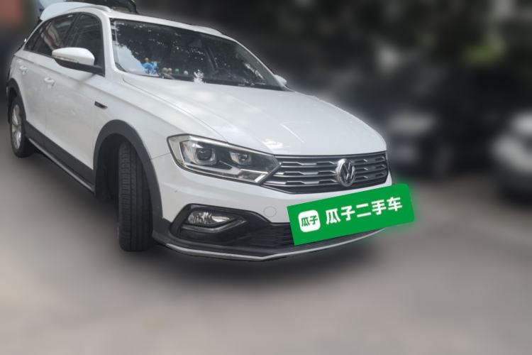 Used Volkswagen C-TREK 2018 1.5L Automatic Comfort Model Front Right 45 Deg