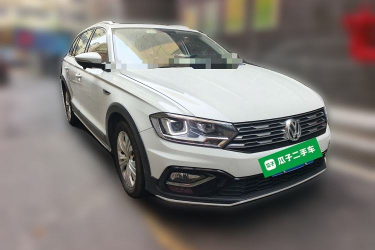 Used Volkswagen C-TREK 2018 1.5L Automatic Comfort Model Front Right 45 Deg