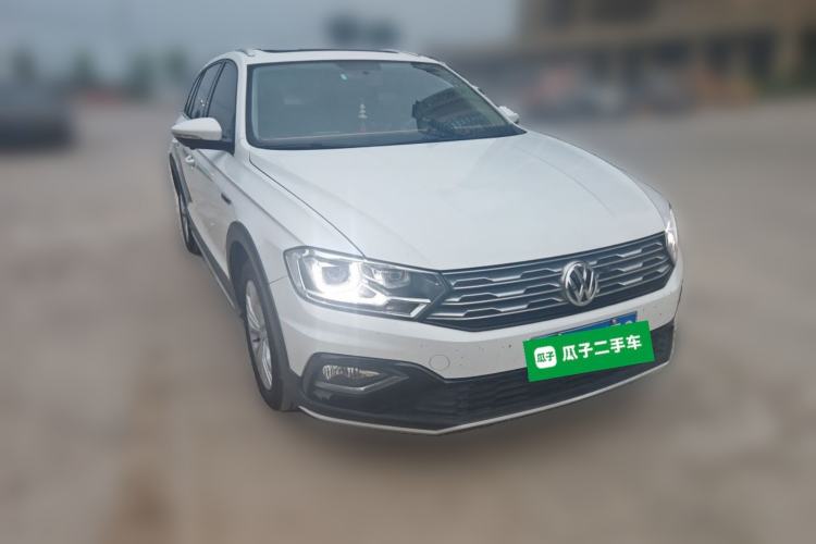 Used Volkswagen C-TREK 2018 1.5L Automatic Comfort Model Front Right 45 Deg