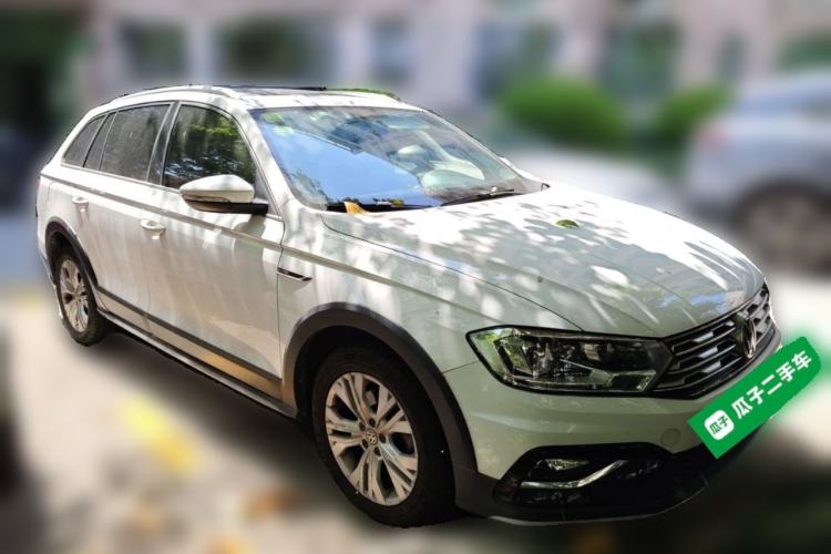 Used Volkswagen C-TREK 2018 1.5L Automatic Comfort Model Front Right 45 Deg