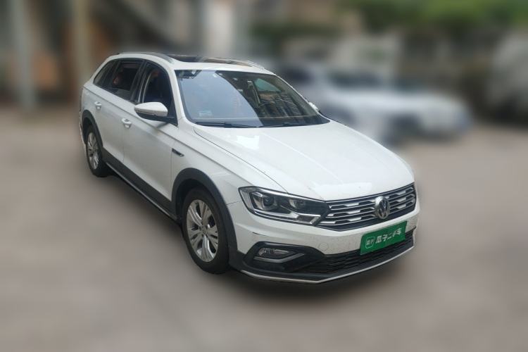 Used Volkswagen C-TREK 2018 1.5L Automatic Comfort Model Front Right 45 Deg