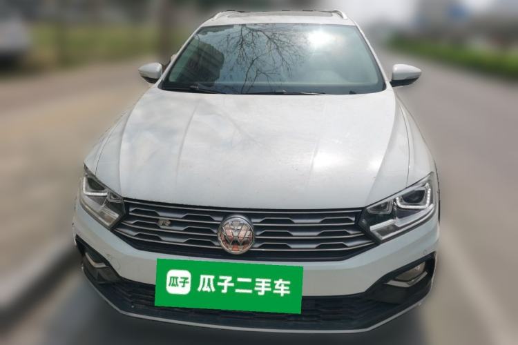 Used Volkswagen C-TREK 2018 230TSI DSG Luxury Version Front