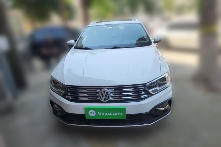 Used Volkswagen C-TREK 2018 1.5L Automatic Comfort Model Front