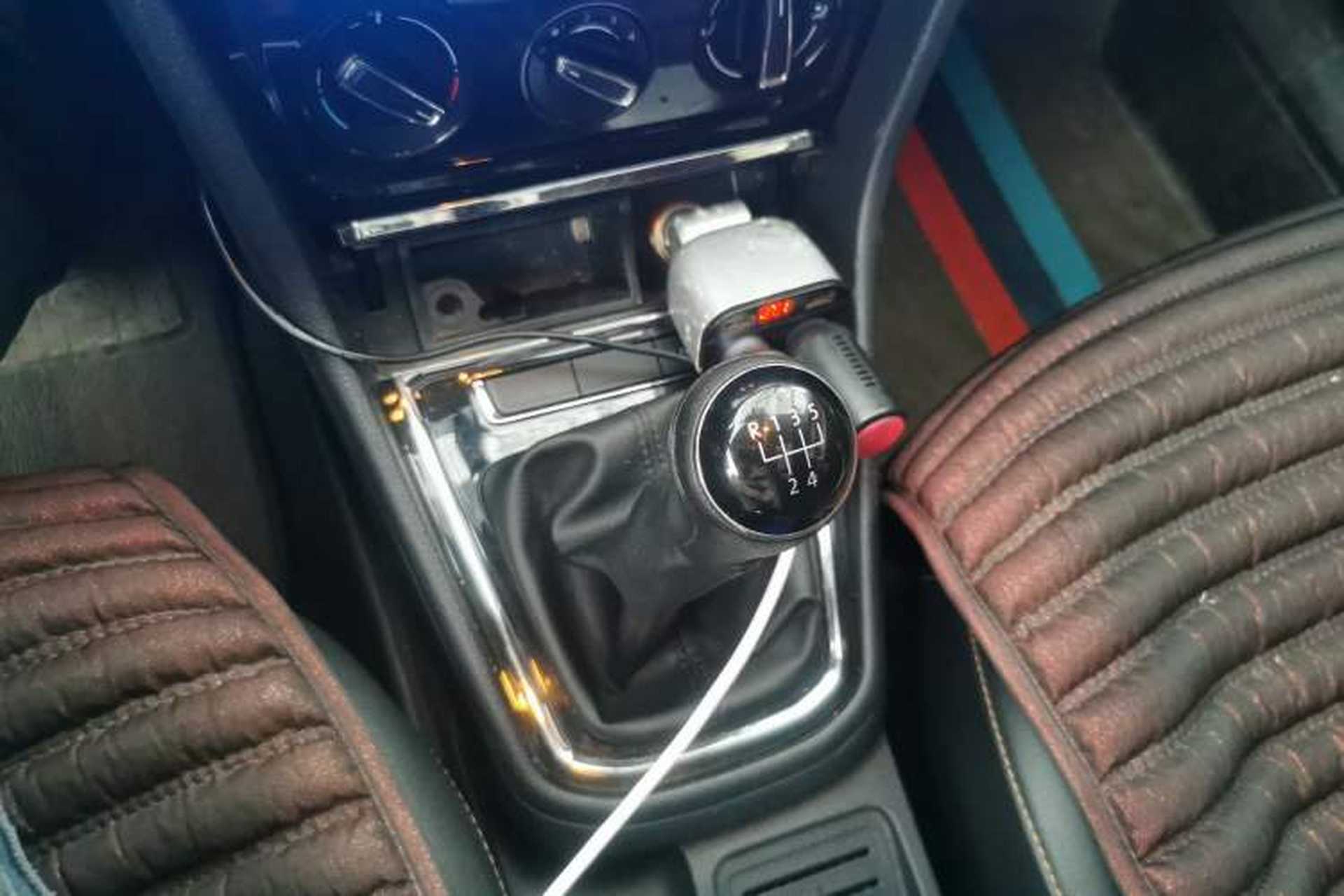 Used Volkswagen C-TREK 2018 1.5L Manual Comfort Model Gear Lever