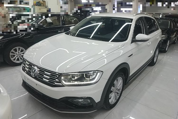 Used Volkswagen C-TREK 2018 1.5L Automatic Fashion Model Guazi used car, China used car export, Used car for sale, Used cars, Cheapest cars for sale