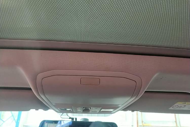 Used Volkswagen C-TREK 2018 1.5L Automatic Comfort Model Headliner