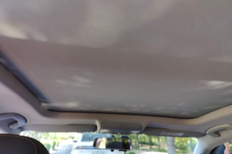 Used Volkswagen C-TREK 2018 230TSI DSG Comfort Model Headliner
