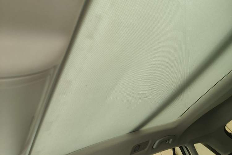 Used Volkswagen C-TREK 2018 1.5L Automatic Comfort Model Headliner
