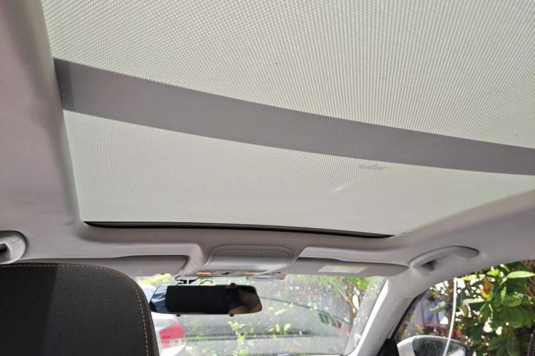 Used Volkswagen C-TREK 2018 1.5L Automatic Comfort Model Headliner
