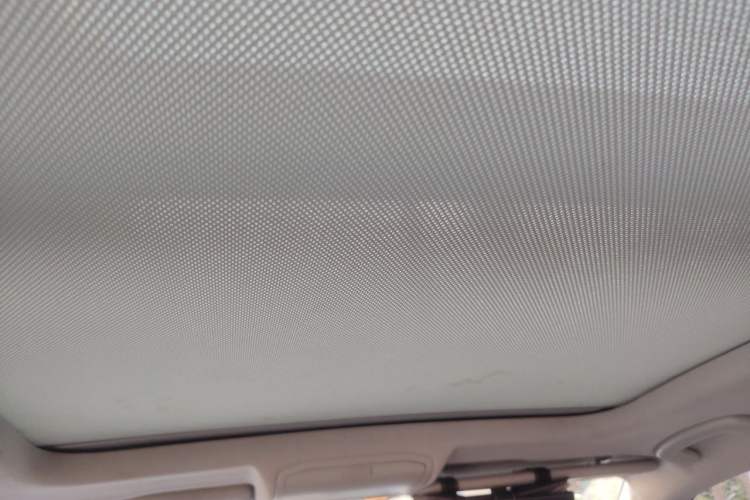 Used Volkswagen C-TREK 2018 230TSI DSG Comfort Model Headliner