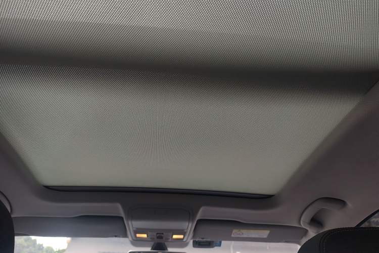 Used Volkswagen C-TREK 2018 1.5L Manual Comfort Model Headliner