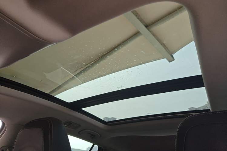 Used Volkswagen C-TREK 2018 1.5L Automatic Comfort Model Headliner