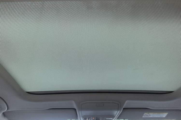 Used Volkswagen C-TREK 2018 1.5L Automatic Comfort Model Headliner