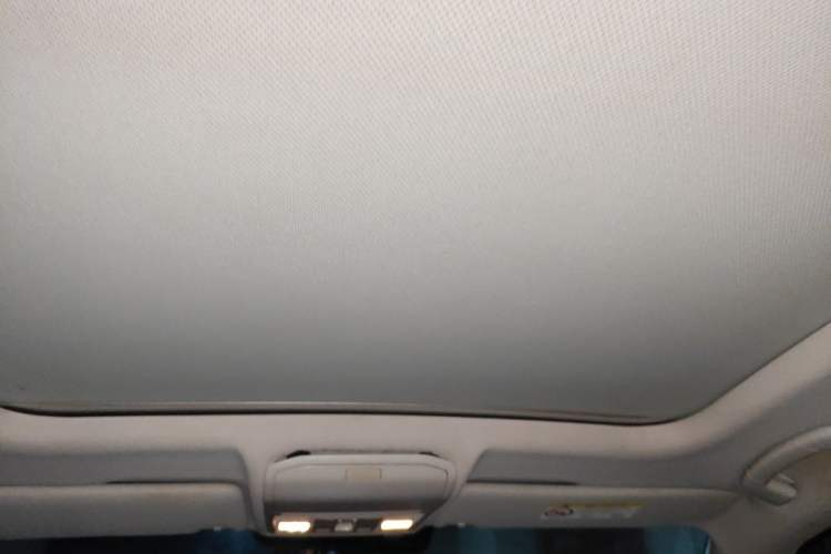 Used Volkswagen C-TREK 2018 230TSI DSG Comfort Model Headliner