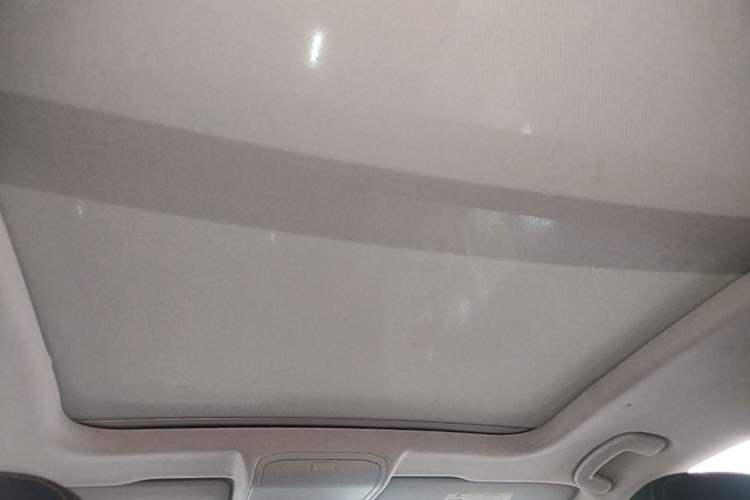 Used Volkswagen C-TREK 2018 230TSI DSG Comfort Model Headliner