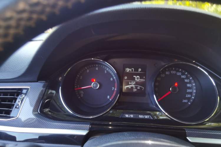 Used Volkswagen C-TREK 2018 230TSI DSG Comfort Model Instrument Cluster