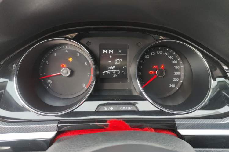 Used Volkswagen C-TREK 2018 230TSI DSG Comfort Model Instrument Cluster
