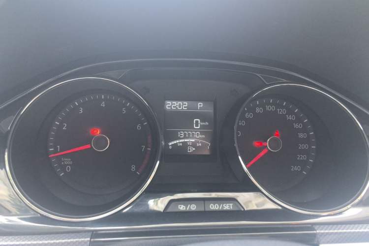 Used Volkswagen C-TREK 2018 1.5L Automatic Comfort Model Instrument Cluster