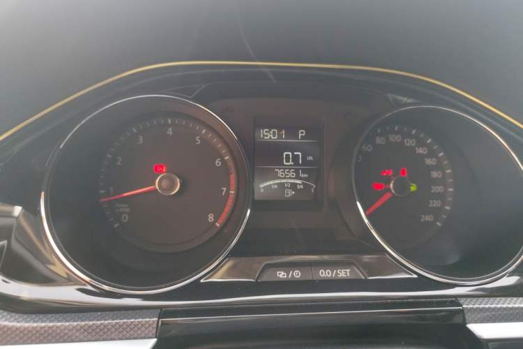 Used Volkswagen C-TREK 2018 1.5L Automatic Comfort Model Instrument Cluster