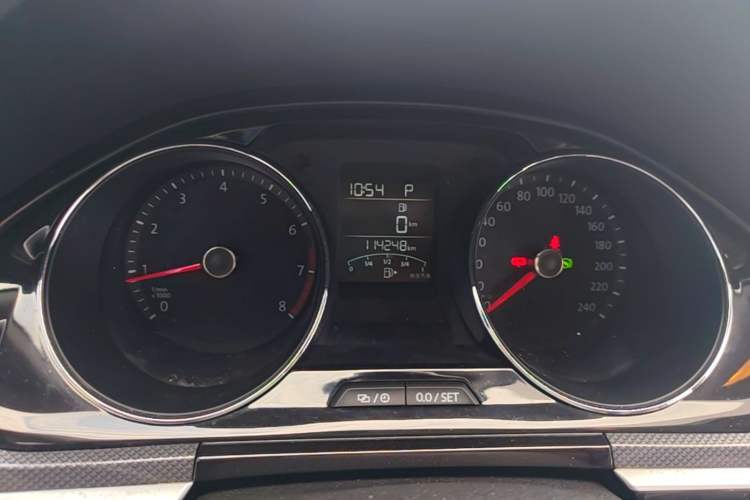 Used Volkswagen C-TREK 2018 1.5L Automatic Comfort Model Instrument Cluster