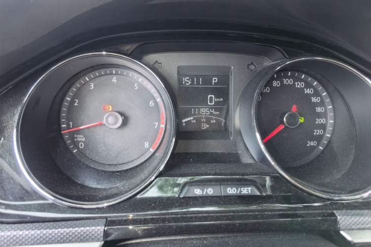 Used Volkswagen C-TREK 2018 230TSI DSG Comfort Model Instrument Cluster
