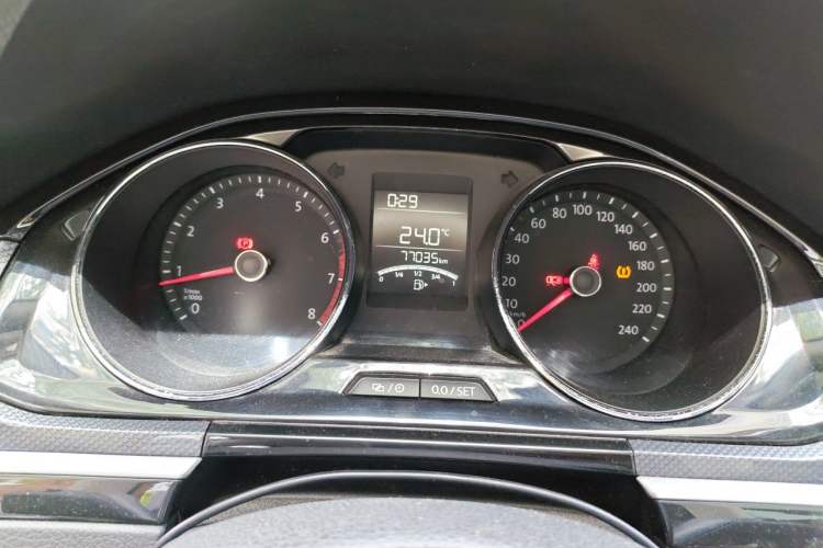 Used Volkswagen C-TREK 2018 1.5L Manual Comfort Model Instrument Cluster