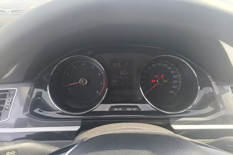 Used Volkswagen C-TREK 2018 1.5L Automatic Comfort Model Instrument Cluster