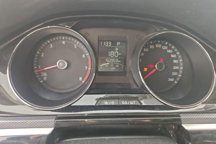 Used Volkswagen C-TREK 2018 230TSI DSG Comfort Model Instrument Cluster