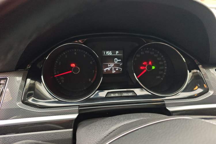 Used Volkswagen C-TREK 2018 230TSI DSG Comfort Model Instrument Cluster