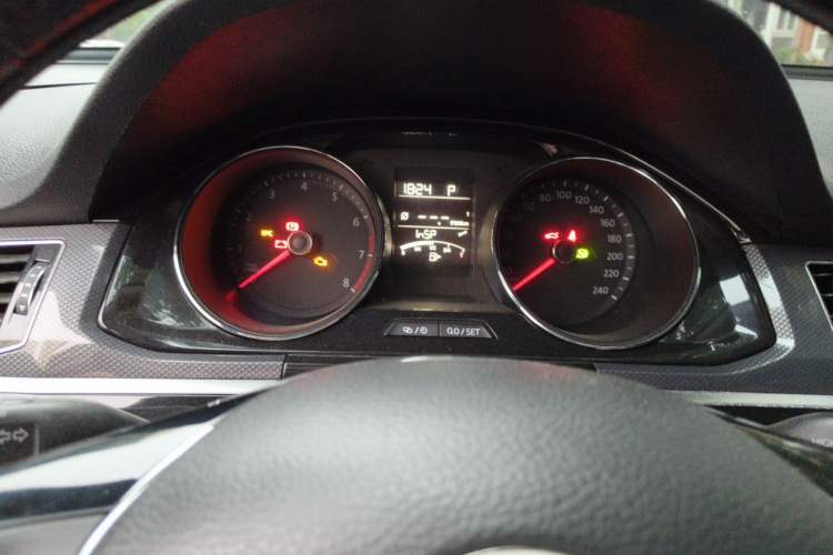 Used Volkswagen C-TREK 2018 1.5L Automatic Comfort Model Instrument Cluster