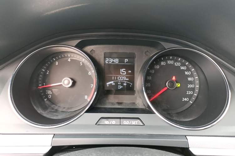 Used Volkswagen C-TREK 2018 1.5L Automatic Fashion Model Instrument Cluster