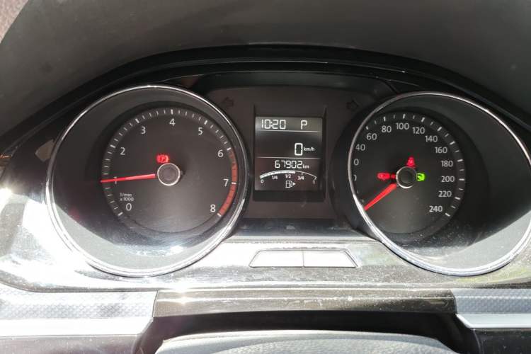 Used Volkswagen C-TREK 2018 1.5L Automatic Comfort Model Instrument Cluster