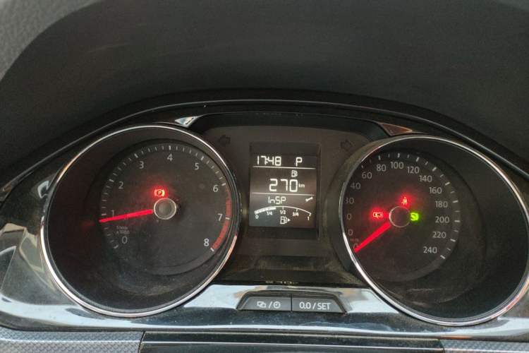 Used Volkswagen C-TREK 2018 1.5L Automatic Comfort Model Instrument Cluster