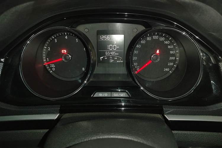 Used Volkswagen C-TREK 2018 230TSI DSG Luxury Version Instrument Cluster