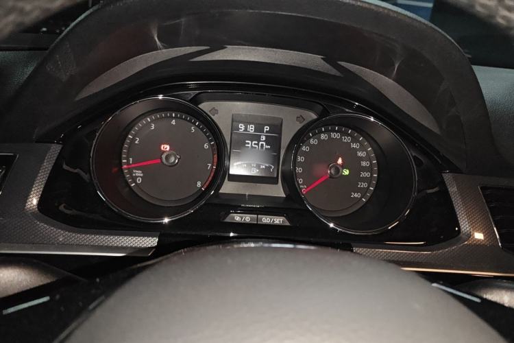 Used Volkswagen C-TREK 2018 1.5L Automatic Comfort Model Instrument Cluster