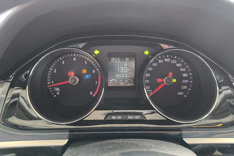 Used Volkswagen C-TREK 2018 230TSI DSG Comfort Model Instrument Cluster