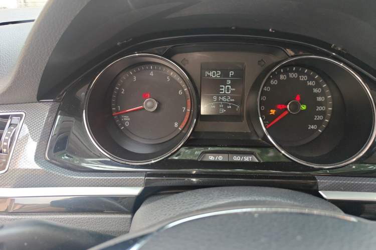 Used Volkswagen C-TREK 2018 1.5L Automatic Comfort Model Instrument Cluster