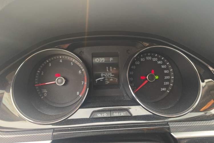 Used Volkswagen C-TREK 2018 1.5L Automatic Comfort Model Instrument Cluster