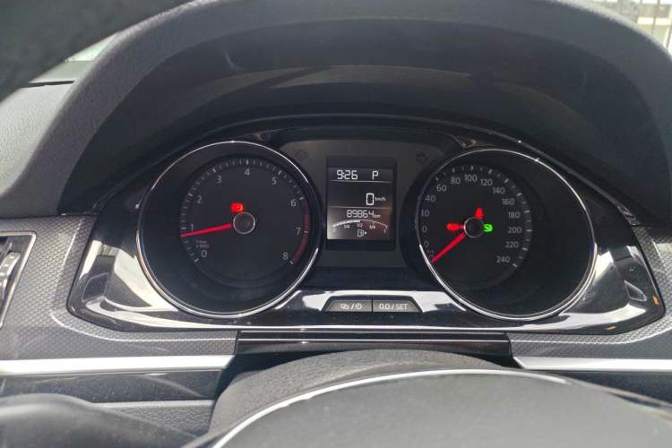 Used Volkswagen C-TREK 2018 230TSI DSG Comfort Model Instrument Cluster