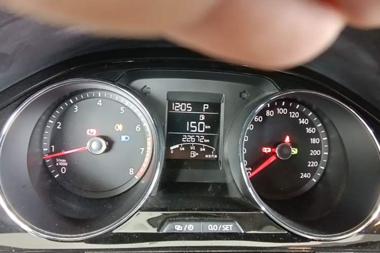 Used Volkswagen C-TREK 2018 1.5L Automatic Comfort Model Instrument Cluster