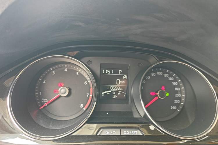 Used Volkswagen C-TREK 2018 230TSI DSG Comfort Model Instrument Cluster